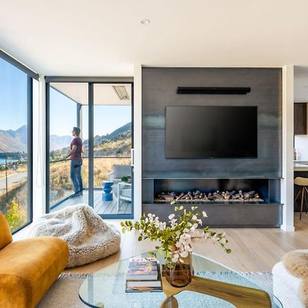The Tiers- Hot Tub- Ac- Bbq- Free Parking Villa Queenstown Exteriör bild