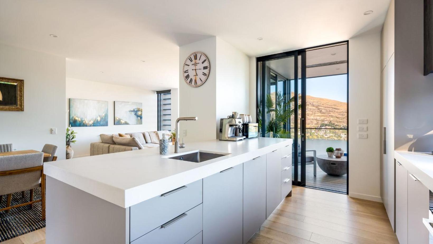 The Tiers- Hot Tub- Ac- Bbq- Free Parking Villa Queenstown Exteriör bild