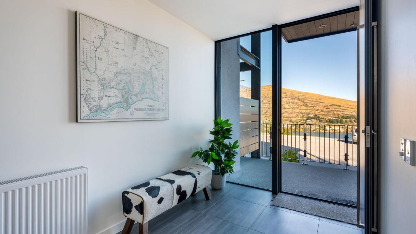 The Tiers- Hot Tub- Ac- Bbq- Free Parking Villa Queenstown Exteriör bild